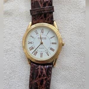 Ladies Vintage 1992 Guess wrist watch with Brown Leather band